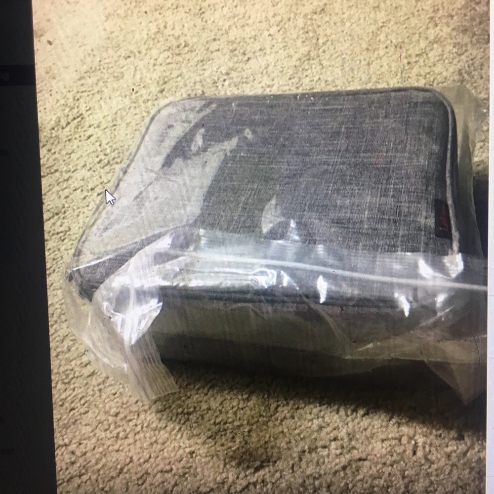 Makeup travel bag
